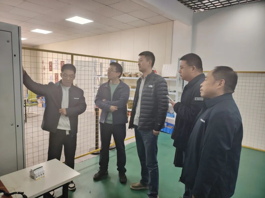 1763367444408953.jpg 國網河南電科院技術專家蒞臨泰普科技開展技術交流_426643de825c2ada0ec80e92c3cbeea8.jpg